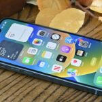iPhone SE 2025 vs Xiaomi Redmi: що вибрати до $300 у 2025?